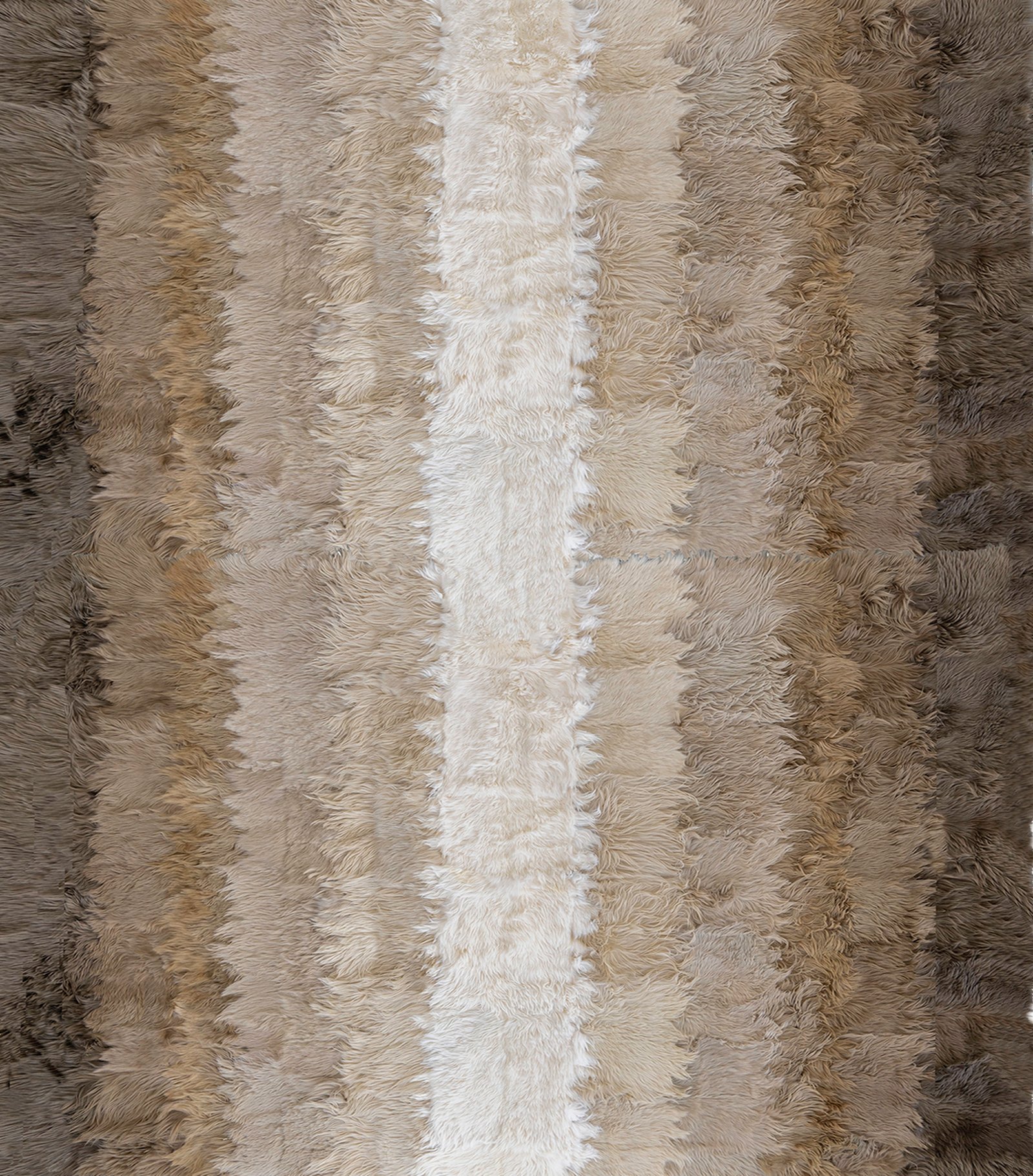 ANGORA GOAT OMBRE CHAMPAGNE